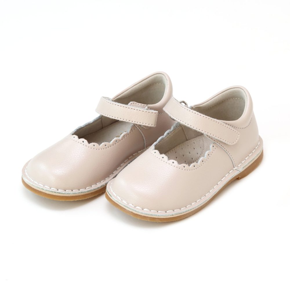 l'amour-caitlin-pebbled-almond-scalloped-mary-jane