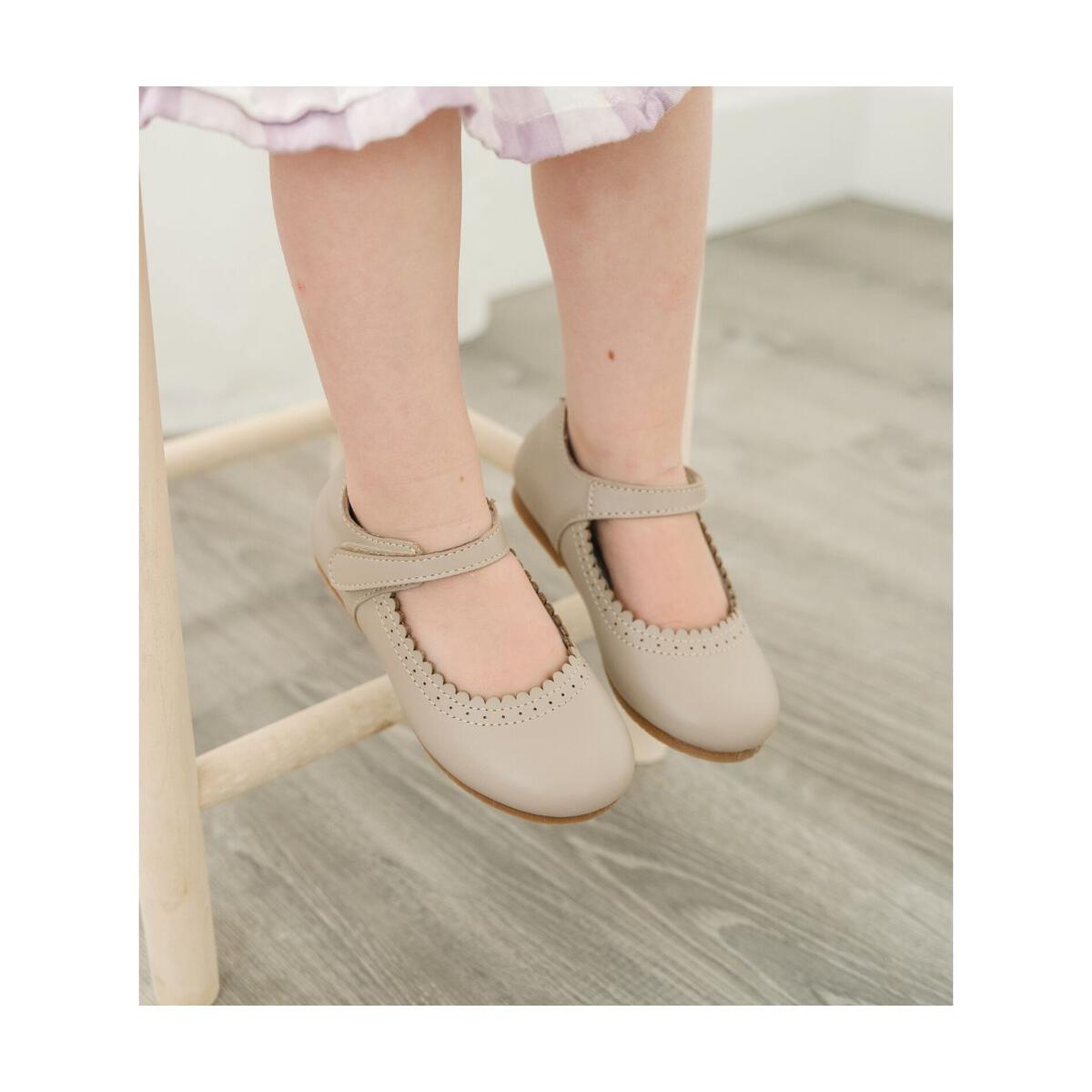 L'Amour Lucille Scalloped Flat-Almond