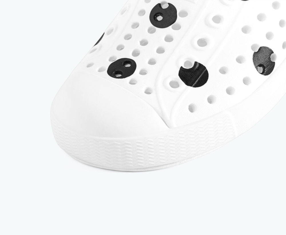 f3c70267-5d8f-4e35-8b99-1c20ed52ed42