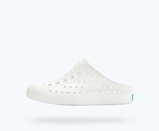 a2250356-bc17-4d85-a950-e769819248e5