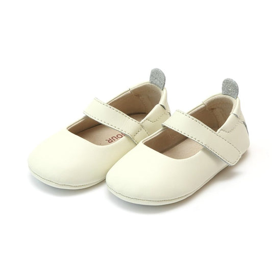 lamour-charlotte-cream-classic-crib-mary-jane