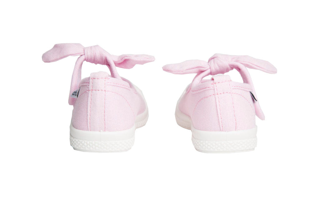 8bb8a35d-2684-447b-a122-8acde834c739