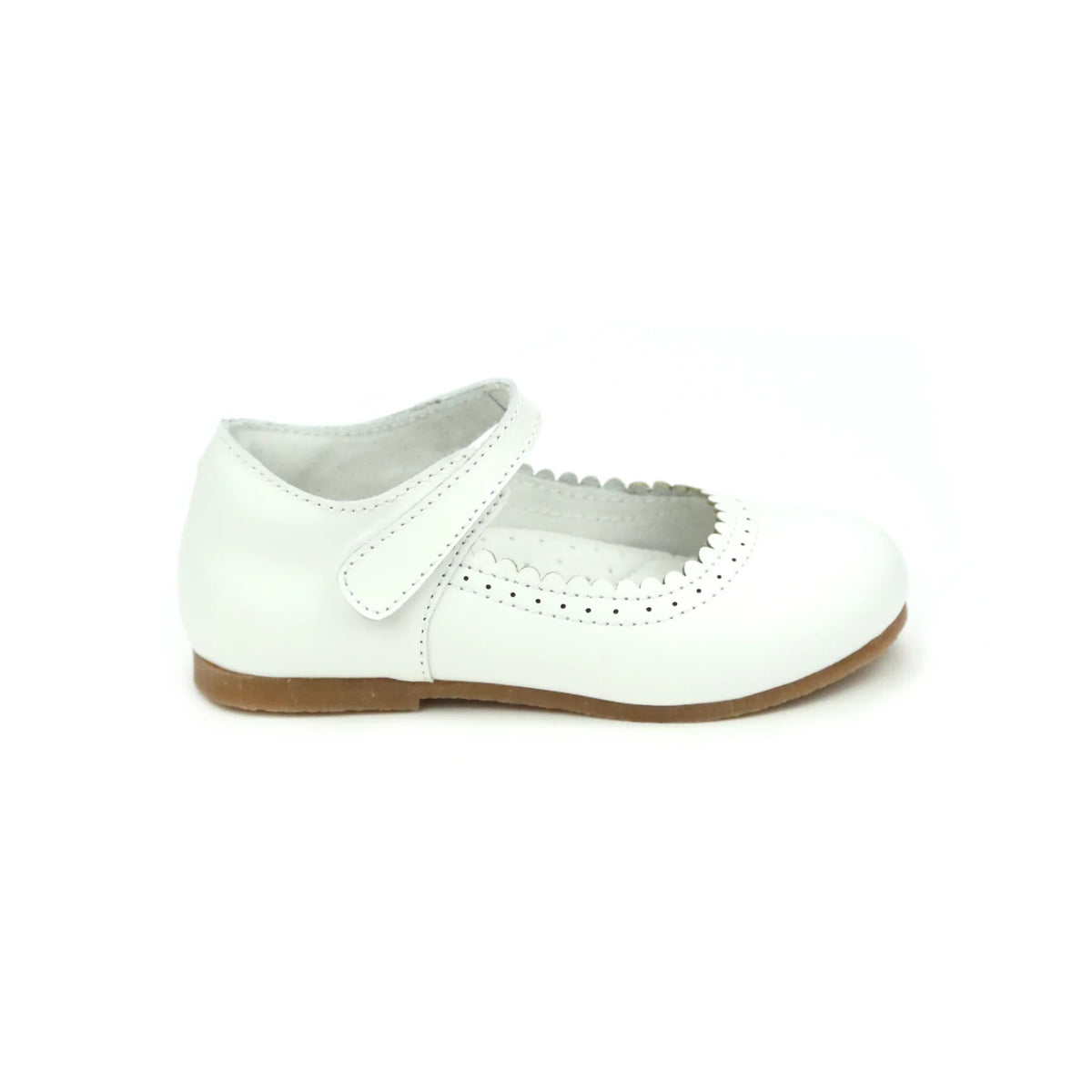 L'Amour Lucille Scalloped Flat-White