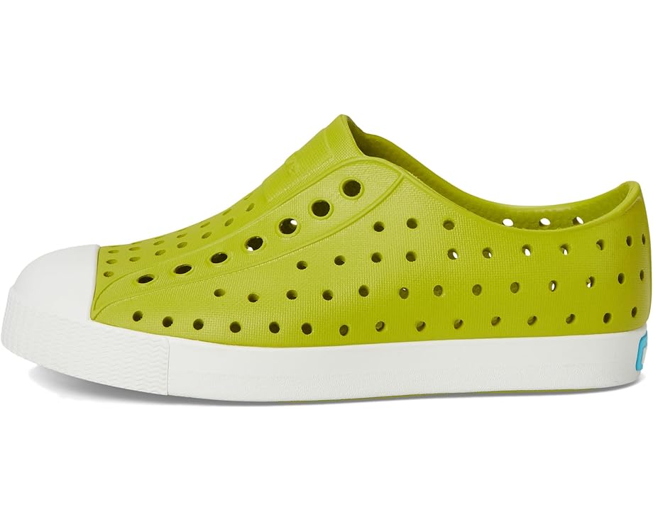 b6932d59-56f1-4693-b653-199dcf26e009