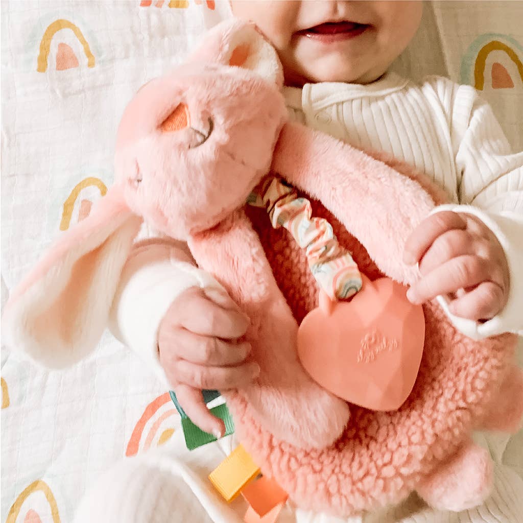 Itzy Friends Lovey™ Plush: Peyton the Sloth