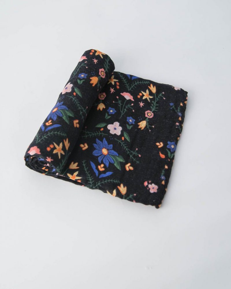 Cotton Muslin Swaddle - Floral Stitch