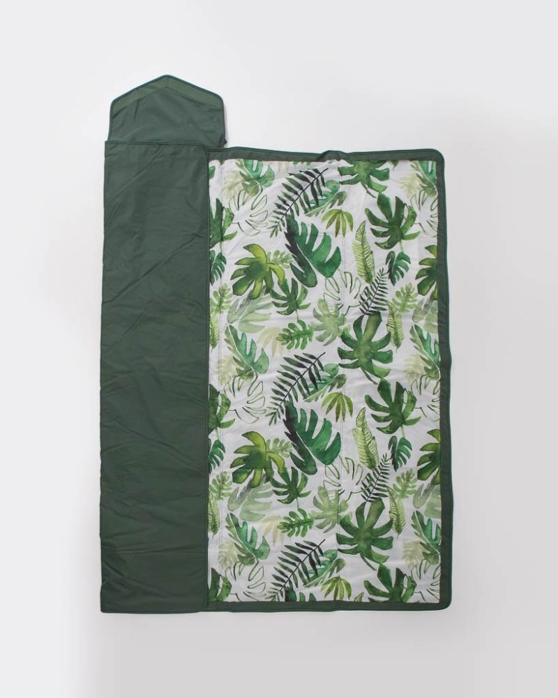 tropical-leaf-outdoor-blanket