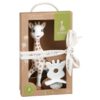 sophie-la-girafe-and-chewing-rubber